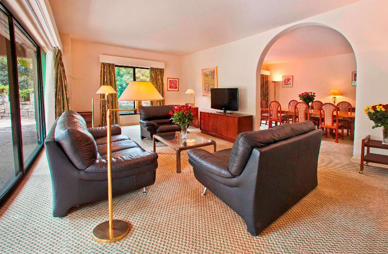 آپارتمان 2 خوابه, Hilton Addis Ababa