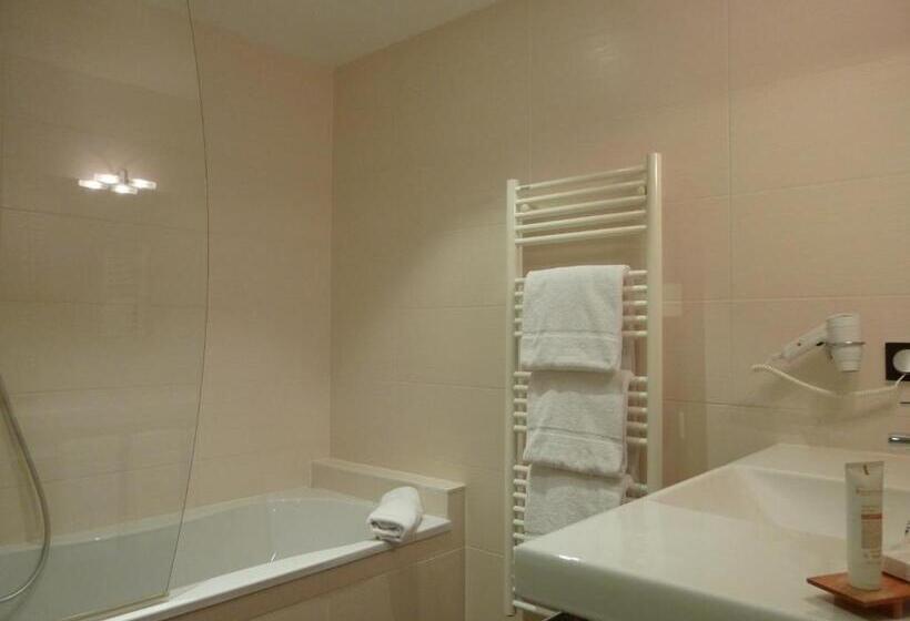 اتاق استاندارد, Hôtel Grand Monarque