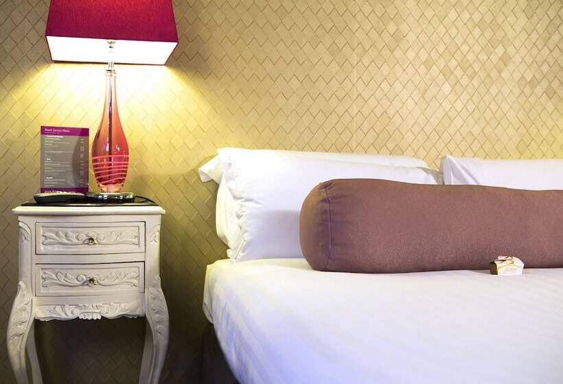 اتاق استاندارد سه نفره, Kilkenny