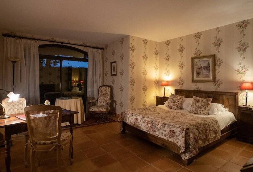 Номер Стандарт Вид на Сад, Hôtel Moulin De Val De Seugne