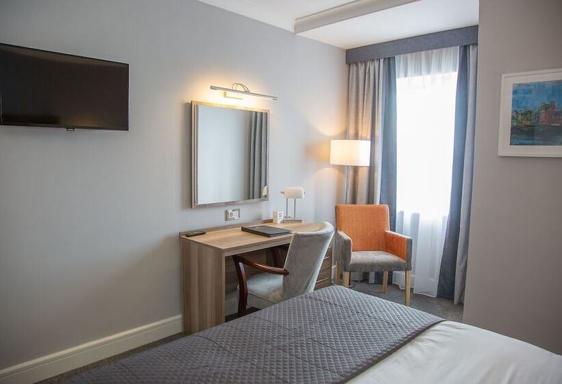 اتاق لوکس, Westlodge Hotel & Leisure Centre