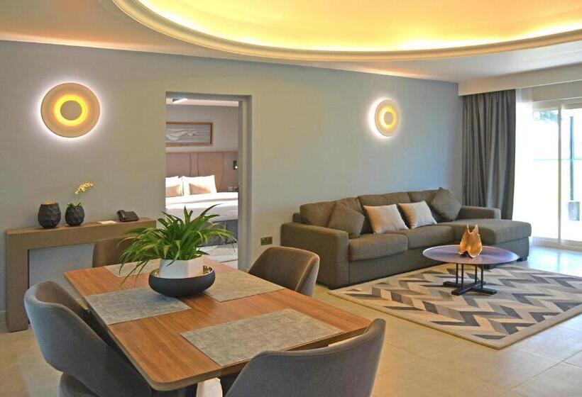 Вилла Deluxe 2 Спальни, Marbella Resort