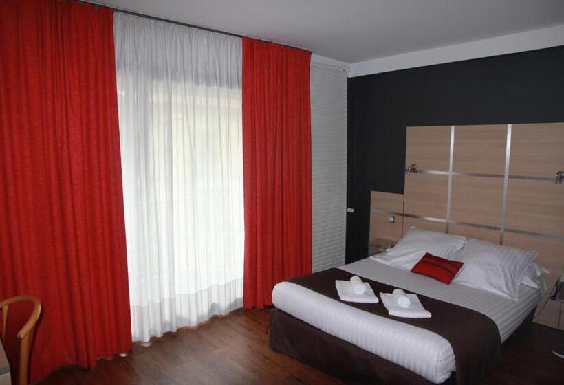 Comfort room with balcony, Hôtel Chris Tel