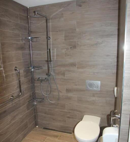 اتاق استاندارد برای معلولان, Hôtel Chris Tel