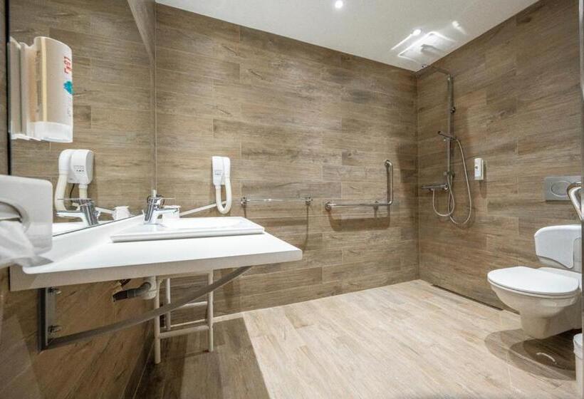 اتاق استاندارد برای معلولان, Hôtel Chris Tel
