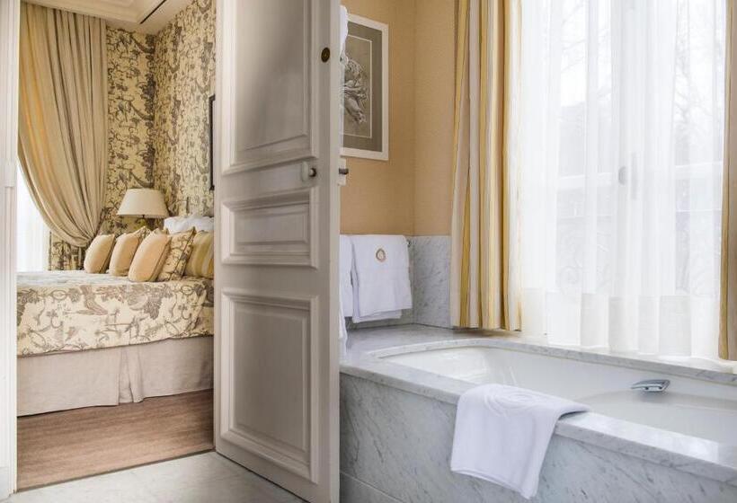 اتاق لوکس, Domaine Les Crayeres