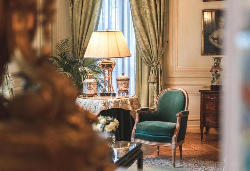 اتاق پرستیژ, Domaine Les Crayeres