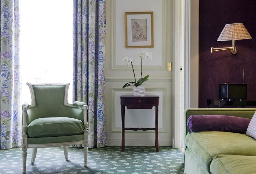 سوییت جونیور, Domaine Les Crayeres