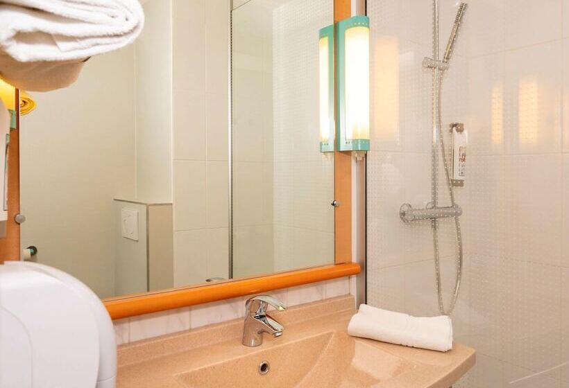 اتاق استاندارد, Ibis Saintdie