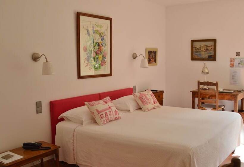 Quarto Estandar, La Ferme D Augustin