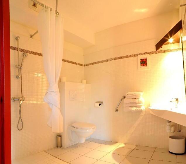 Семейный Номер Superior, The Originals City, Hotel Novella Confort, Nantes Est