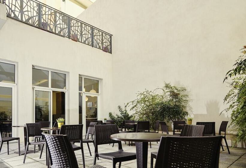 Номер Стандарт, Ibis Styles Marseille Gare Saintcharles