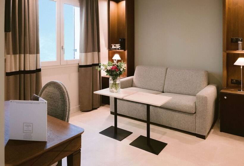 سوییت جونیور, Le Vallon De Valrugues Hotel Spa & Villas