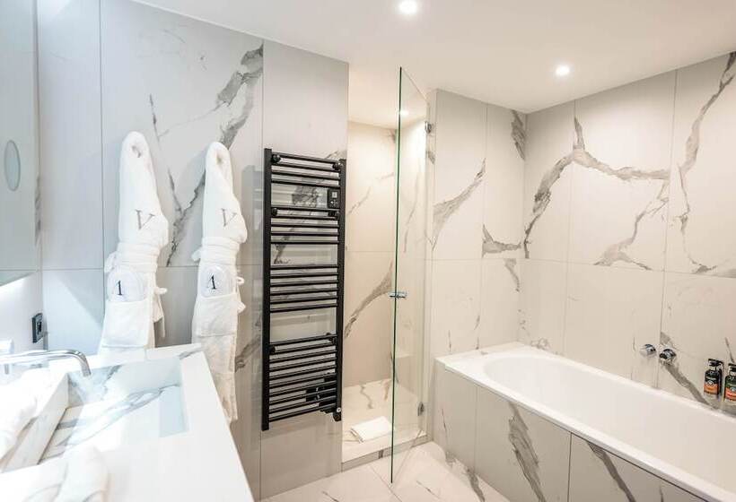 سوییت لوکس, Le Vallon De Valrugues Hotel Spa & Villas