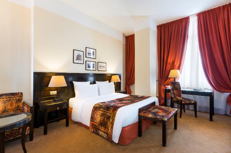 اتاق لوکس, Hôtel Régent Contades