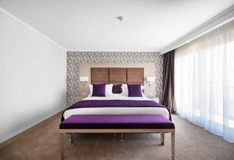 Люкс Повышенной Комфортности, Juliana Hotel Cannes