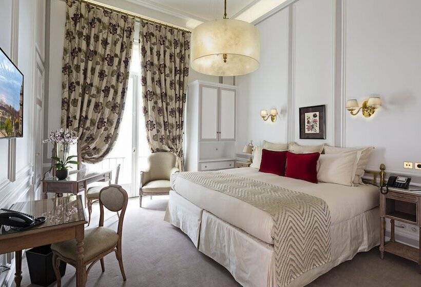 Chambre Prestige, Regina Louvre