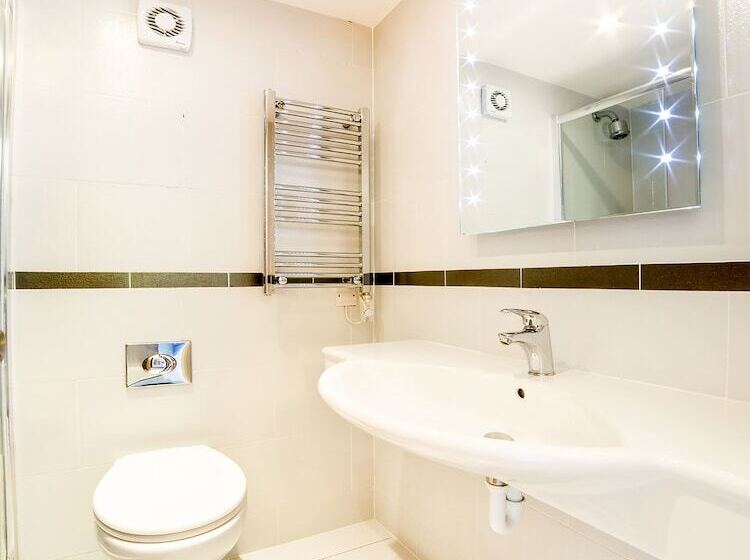 Quarto Quádruplo Standard, The Chiltern