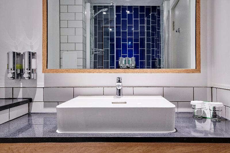 اتاق استاندارد, Holiday Inn Southampton, An Ihg