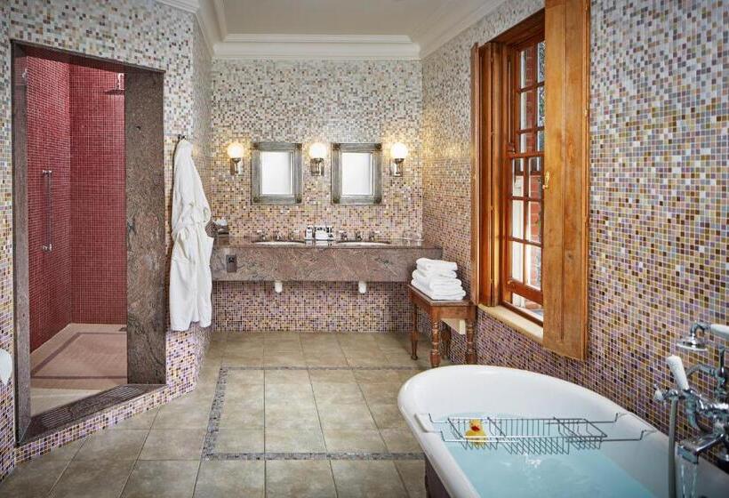 سوئیت جونیور خانوادگی, Lainston House