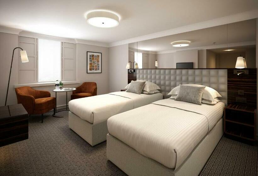 Номер Superior, Strand Palace