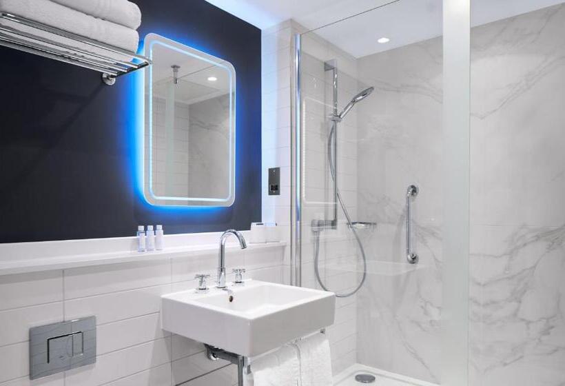 Номер Deluxe Кровать Кинг, Strand Palace