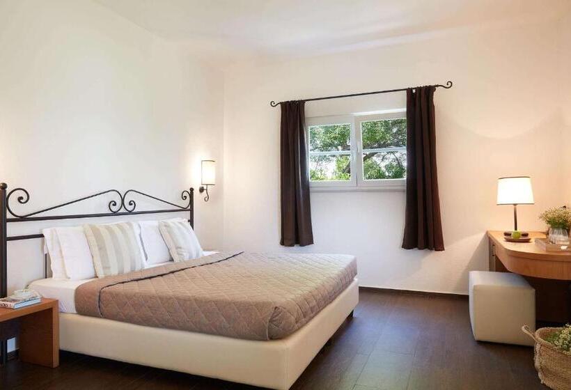 بانگلوی استاندارد, Barceló Hydra Beach