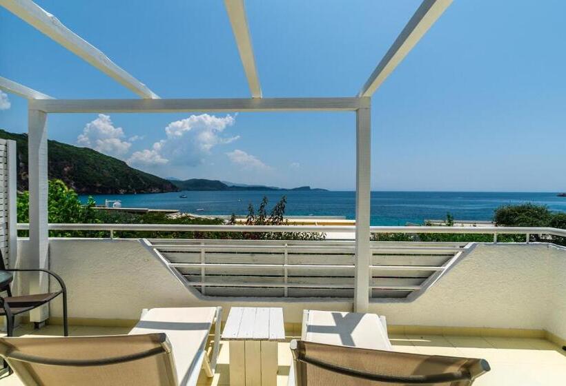 سوییت, Lichnos Beach Hotel & Suites