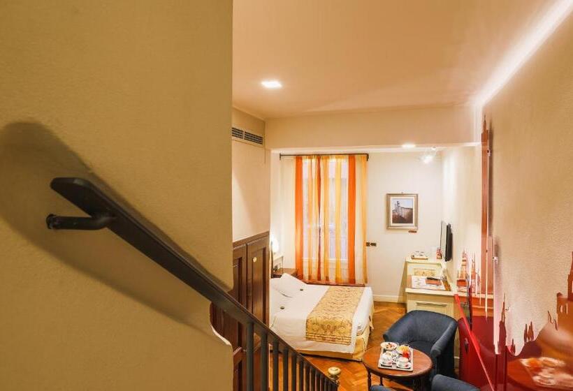 اتاق استاندارد, Art Hotel Commercianti