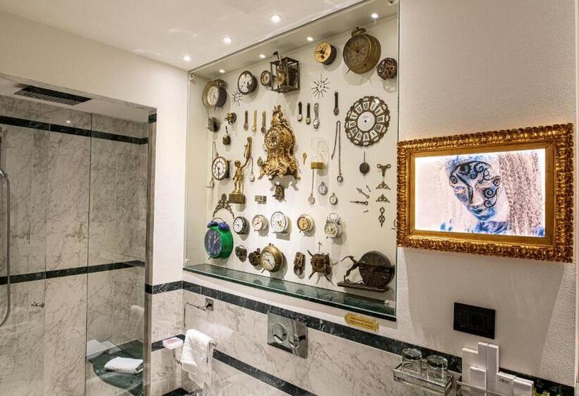 سوییت جونیور لوکس, Art Hotel Commercianti