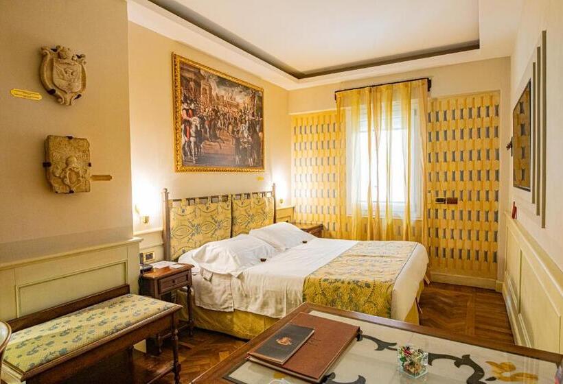اتاق استاندارد, Art Hotel Commercianti