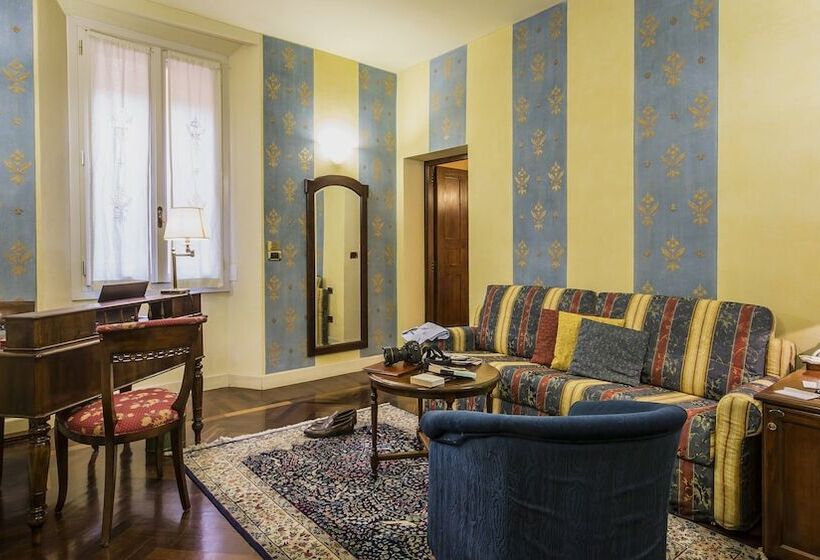 سوییت, Art Hotel Commercianti