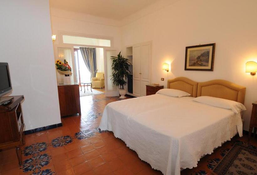 Deluxe Suite Sea View, Belvedere