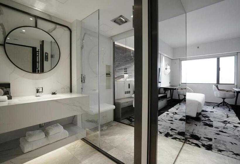 اتاق دلوکس با چشم‌انداز پارک, The Park Lane Hong Kong A Pullman