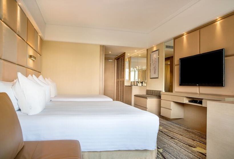 Premium Family Room, The Park Lane Hong Kong A Pullman