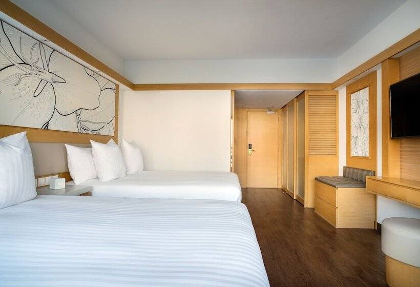 Premium Family Room, The Park Lane Hong Kong A Pullman