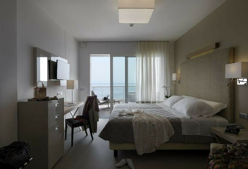 Quarto Deluxe Vista Mar, Le Soleil