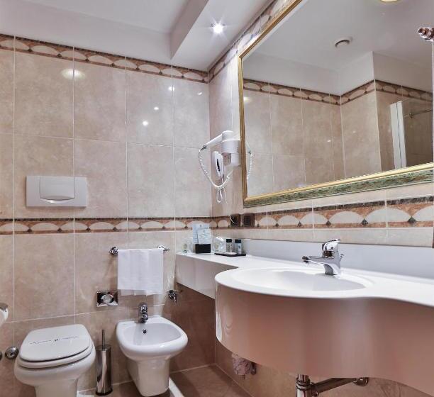 اتاق استاندارد, Mirage Sure Hotel Collection By Best Western