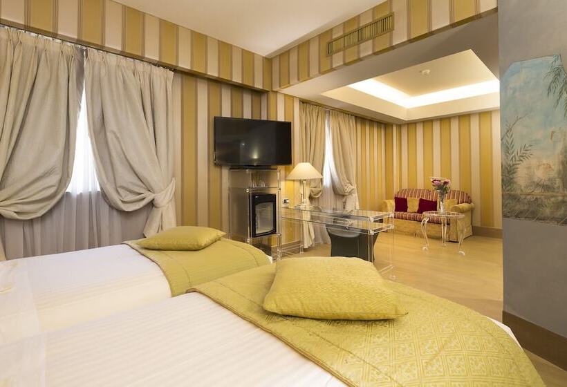 اتاق استاندارد سه نفره, C Hotels Rubens