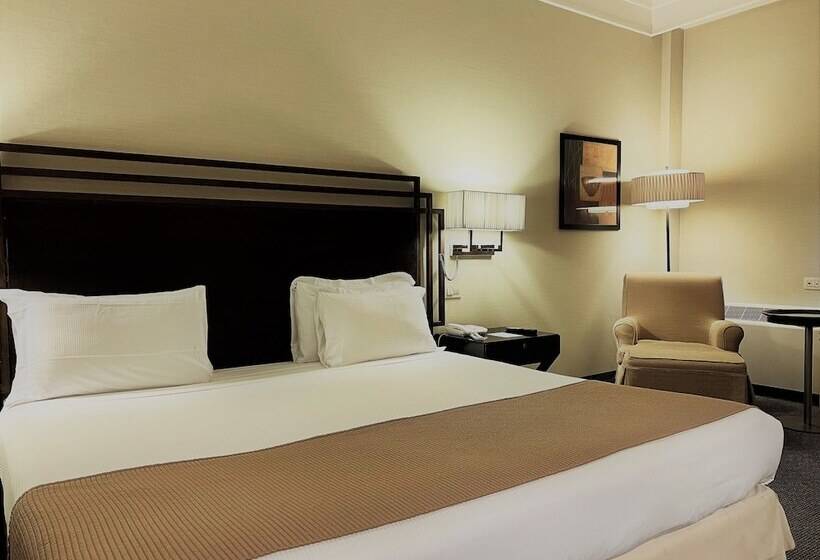 اتاق استاندارد با تخت دوبل, Crowne Plaza Rome St. Peter S, An Ihg