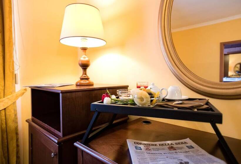 اتاق استاندارد سه نفره, Grand Hotel Italia