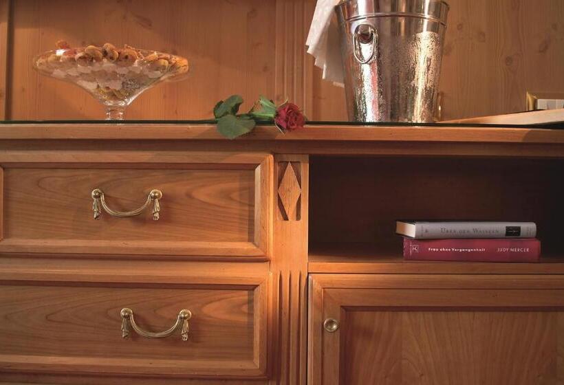 Люкс 2 Спальни, Alpenroyal   The Leading Hotels Of The World
