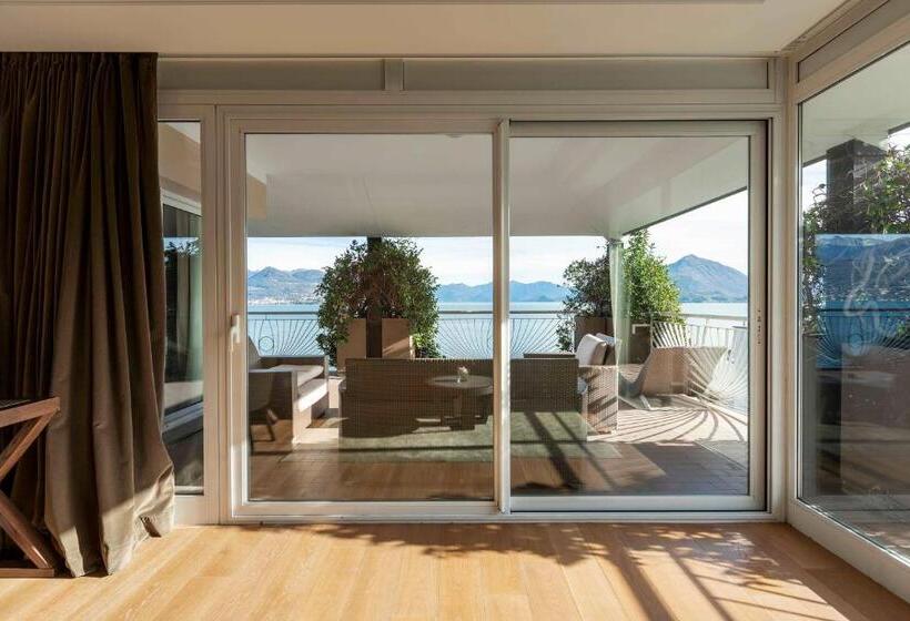 Suite with lake view, La Palma