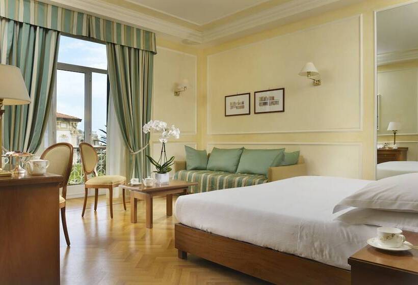 سوئیت جونیور با چشم‌انداز, Royal Hotel Sanremo