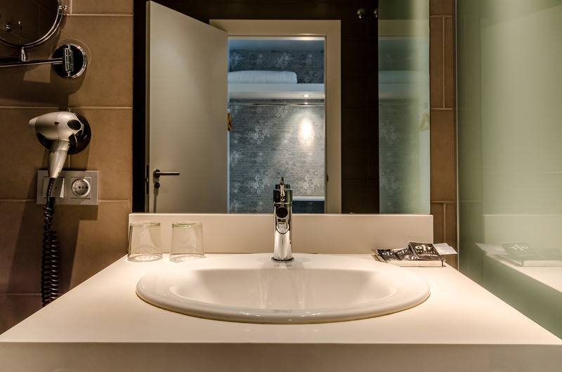 اتاق کلاسیک با چشم‌انداز دریا, Royal Hotel Sanremo