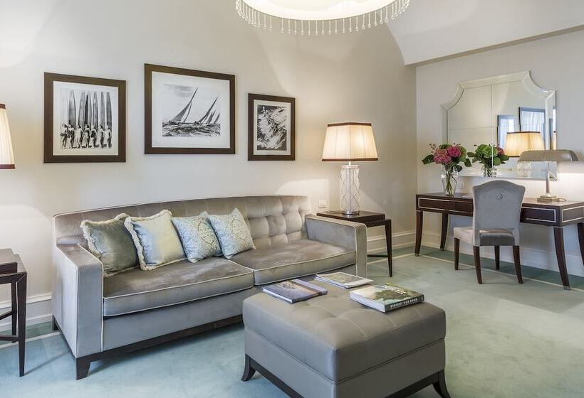 سوییت جونیور با چشم‌انداز دریا, Savoia Excelsior Palace Trieste   Starhotels Collezione