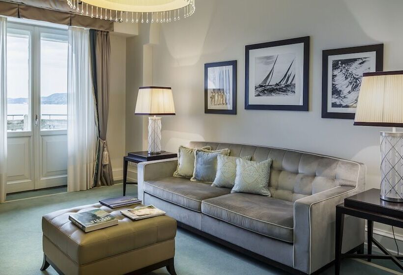 سوییت جونیور با چشم‌انداز دریا, Savoia Excelsior Palace Trieste   Starhotels Collezione