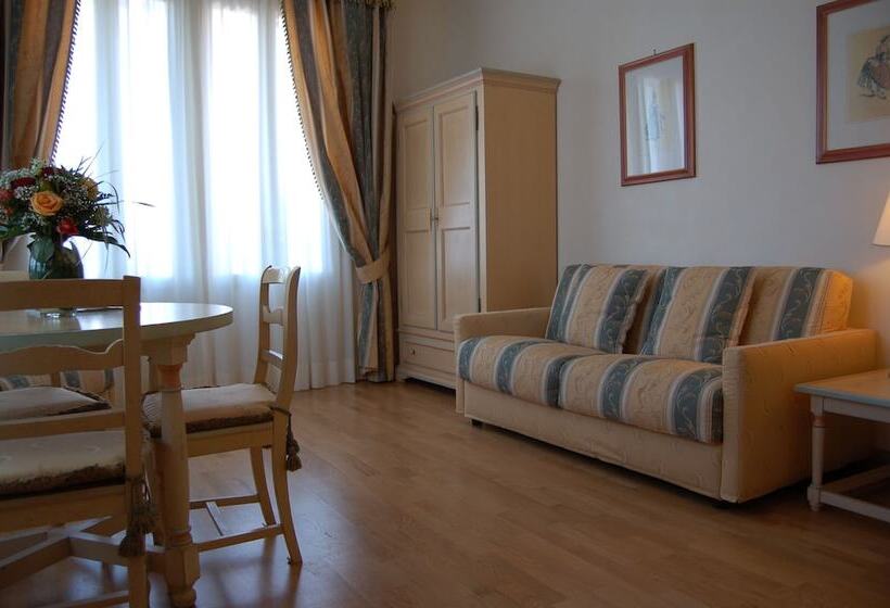 سوییت, Villa Laguna