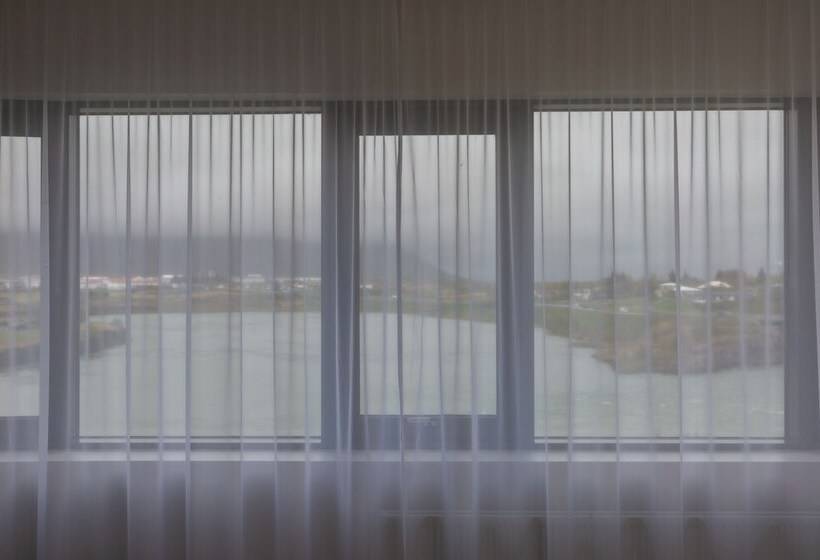 اتاق پرمیوم, Selfoss