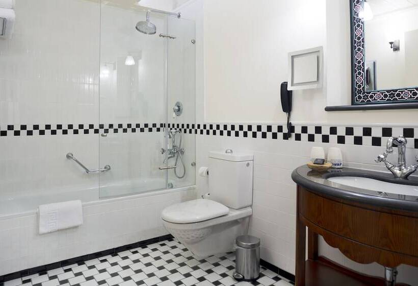 חדר קלאסי, The American Colony Hotel   Small Luxury Hotels Of The World
